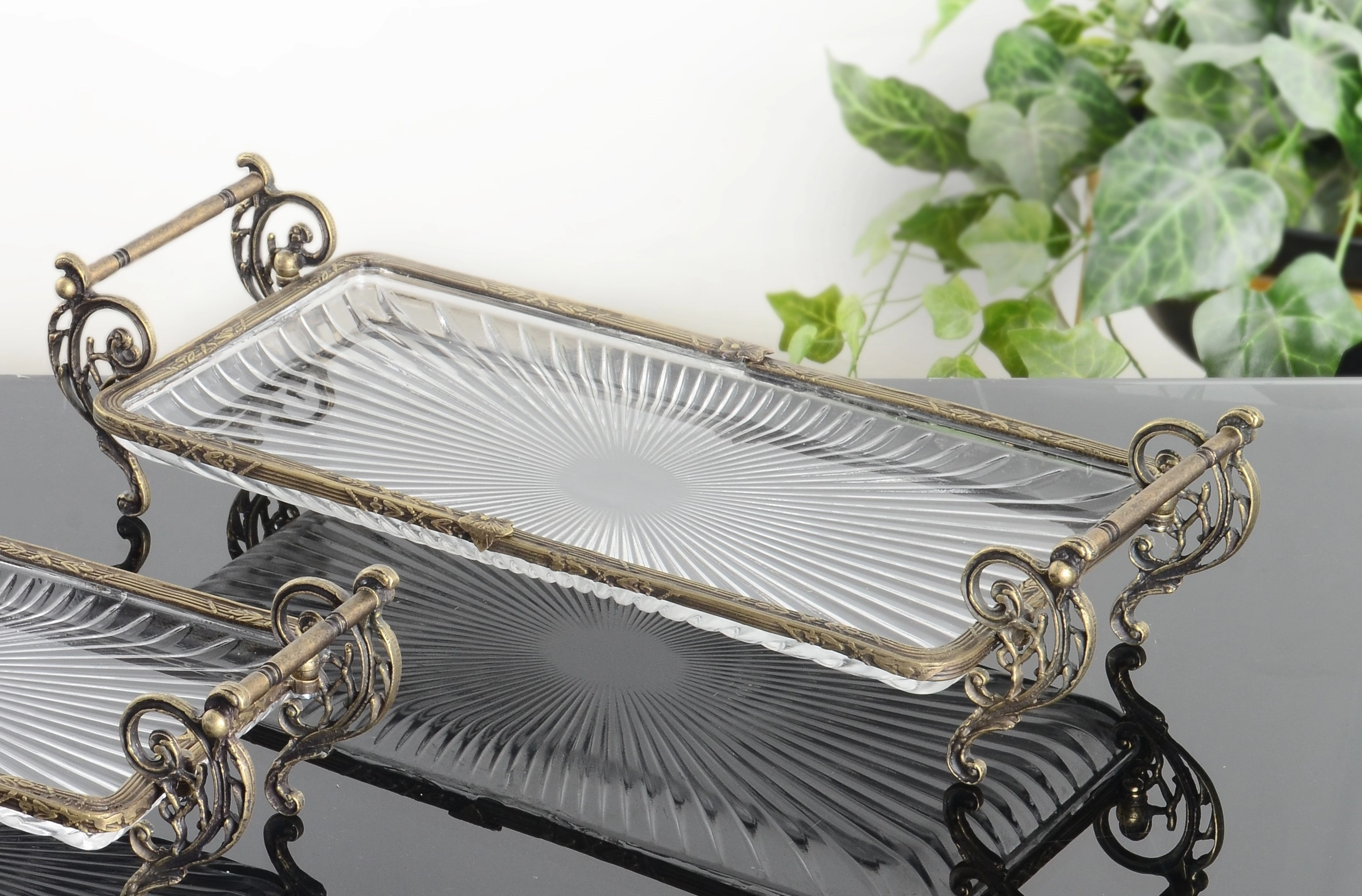 DREAM DİKDÖRTGEN 37X20 CM KULPLU SUNUM ANTİK