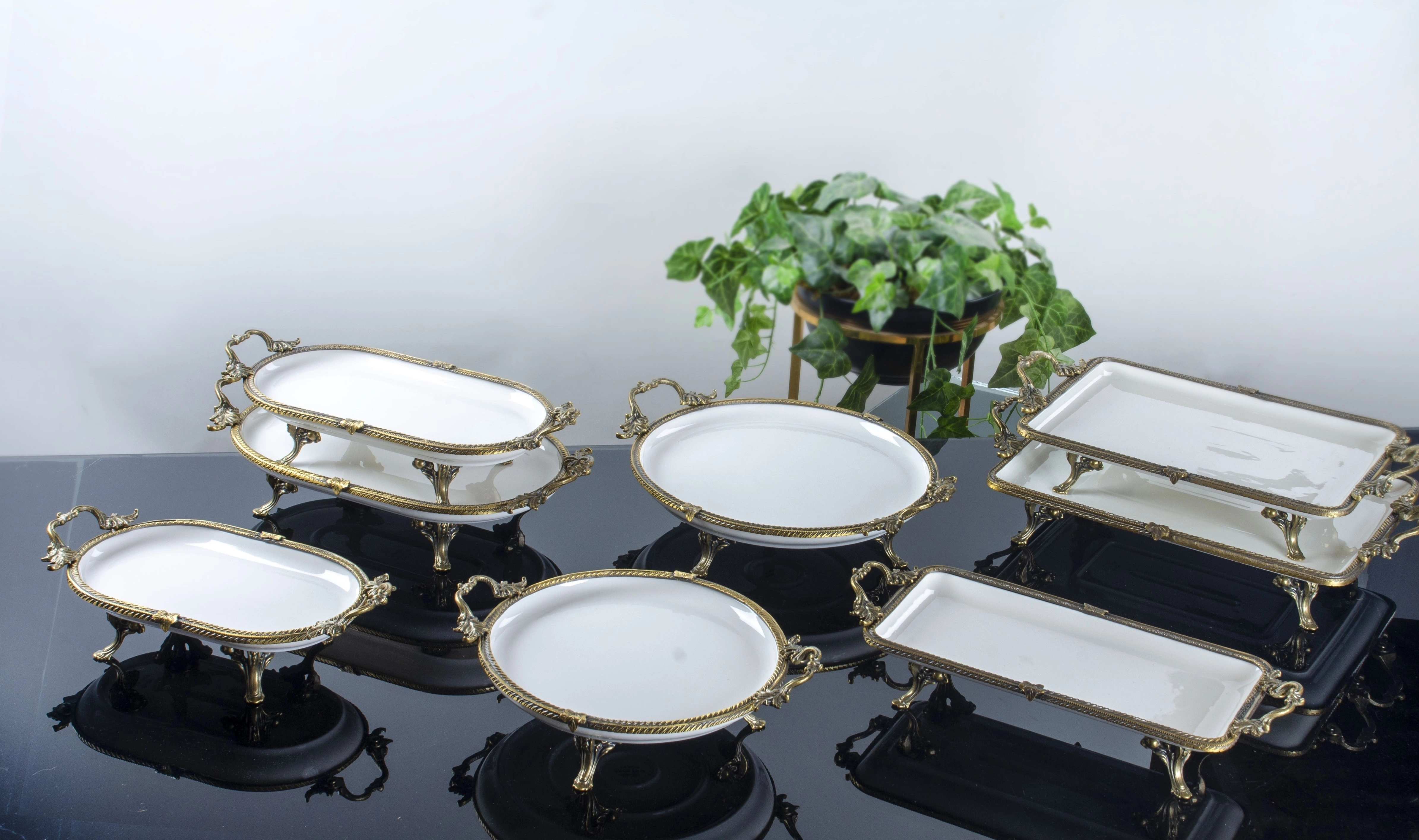 8 PARÇA PORSELEN ANTİK SUNUM SETİ