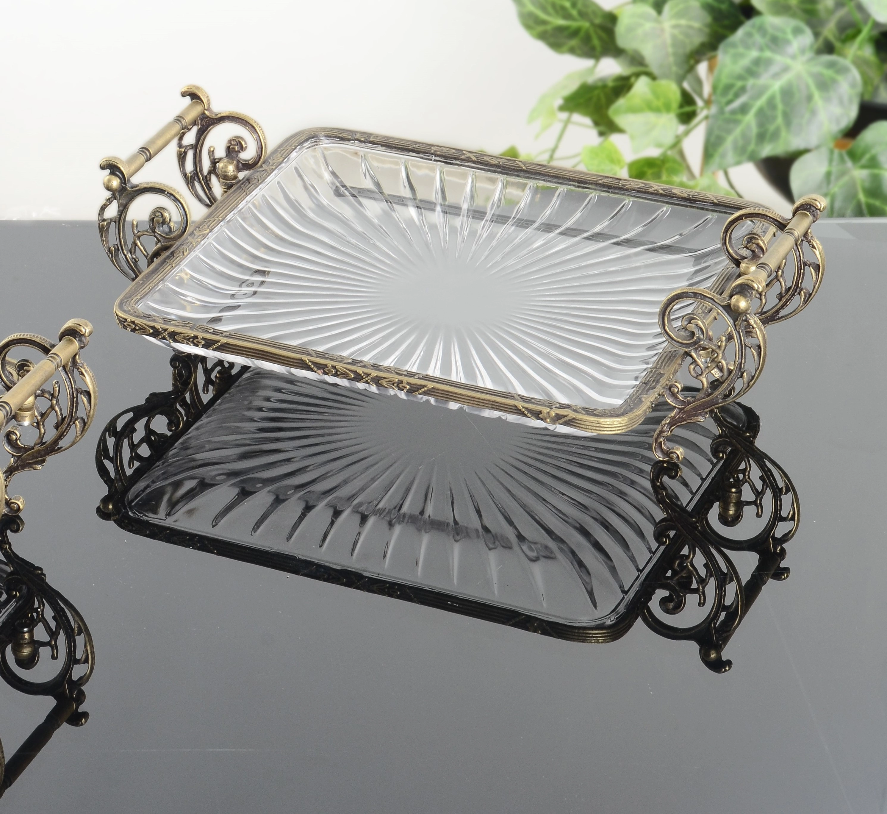 DREAM KARE 25X25 CM KULPLU SUNUM ANTİK