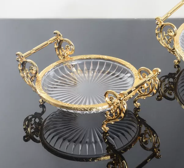 YUVARLAK 21 CM KULPLU CAM SUNUM ALTIN