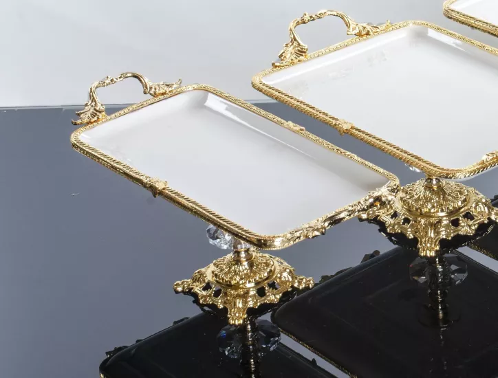 30X14 CM PORSELEN DİKDÖRTGEN KULPLU AYAKLI SUNUM ALTIN