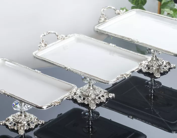 30X22 CM PORSELEN DİKDÖRTGEN KULPLU AYAKLI SUNUM GÜMÜŞ