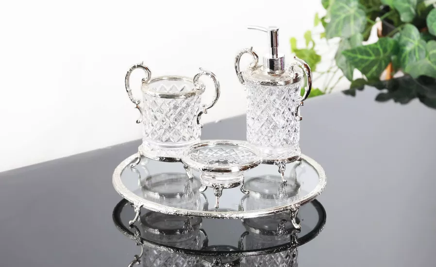 4 PARÇA KULPLU BANYO SETİ GÜMÜŞ